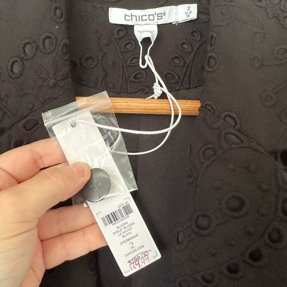 NWT: Chico’s Eyelet Blazer - Picture 3 of 7
